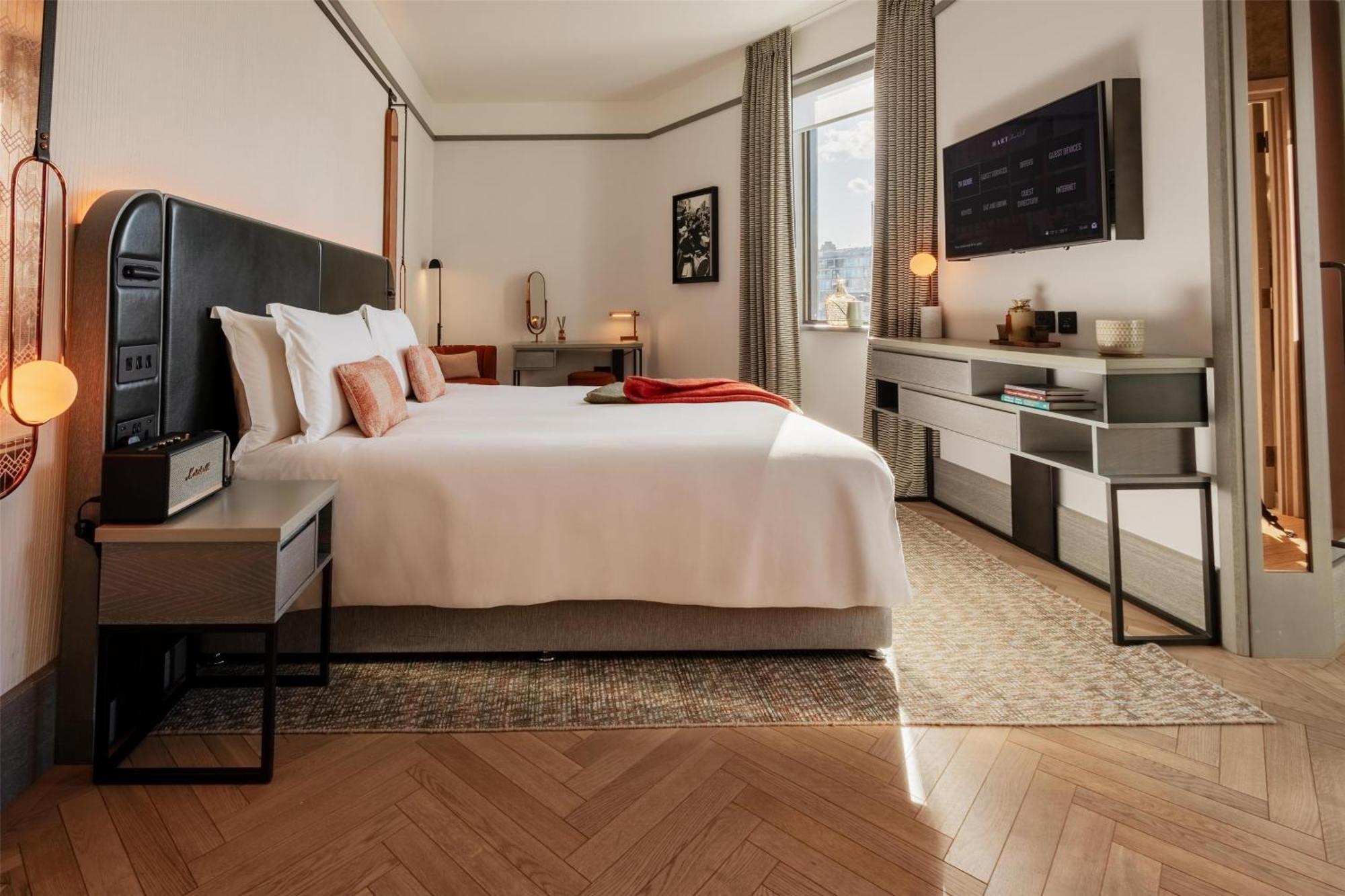 Hotel Hart Shoreditch London, Curio Collection By Hilton