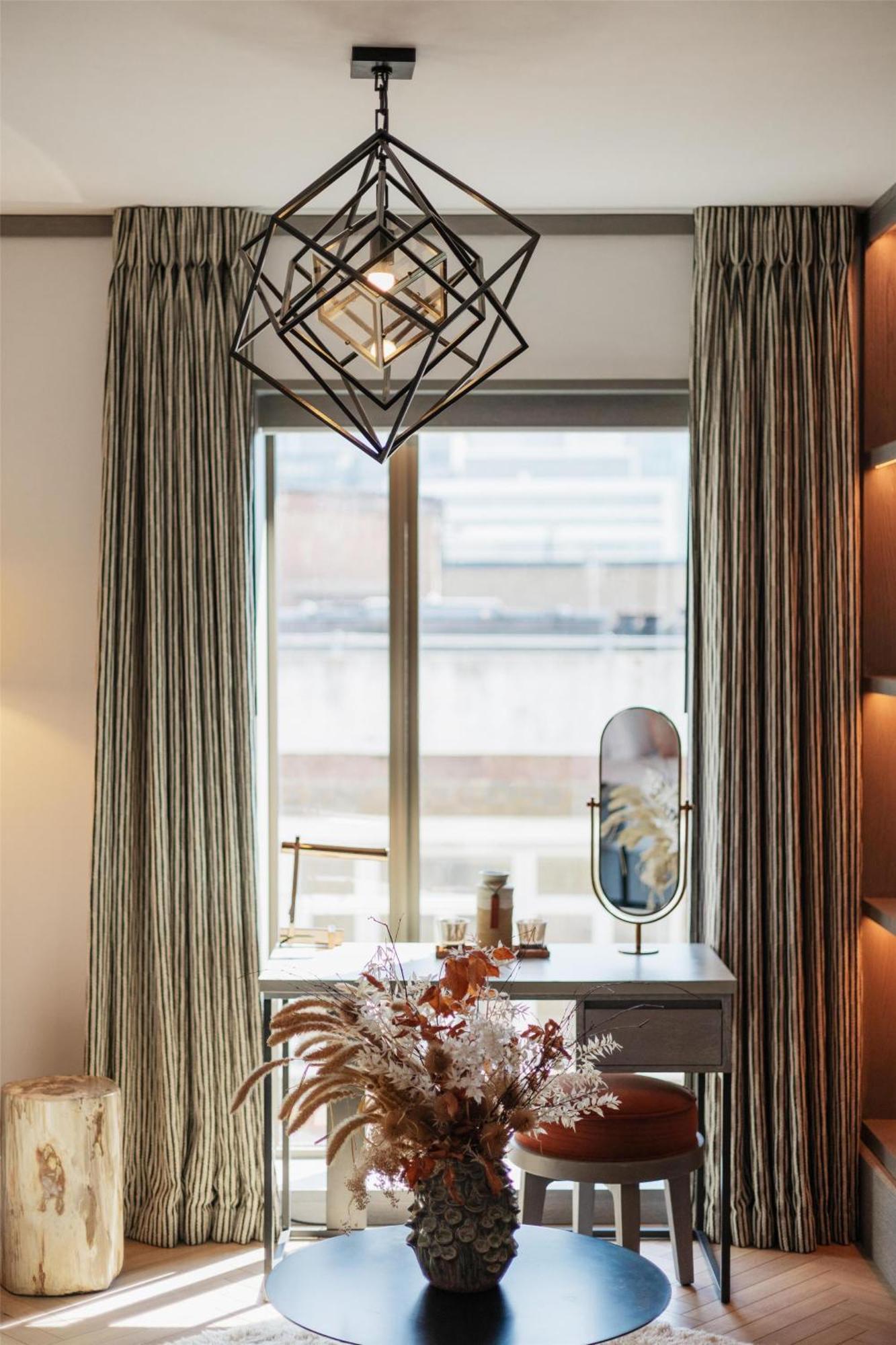Hart Shoreditch London, Curio Collection By Hilton London