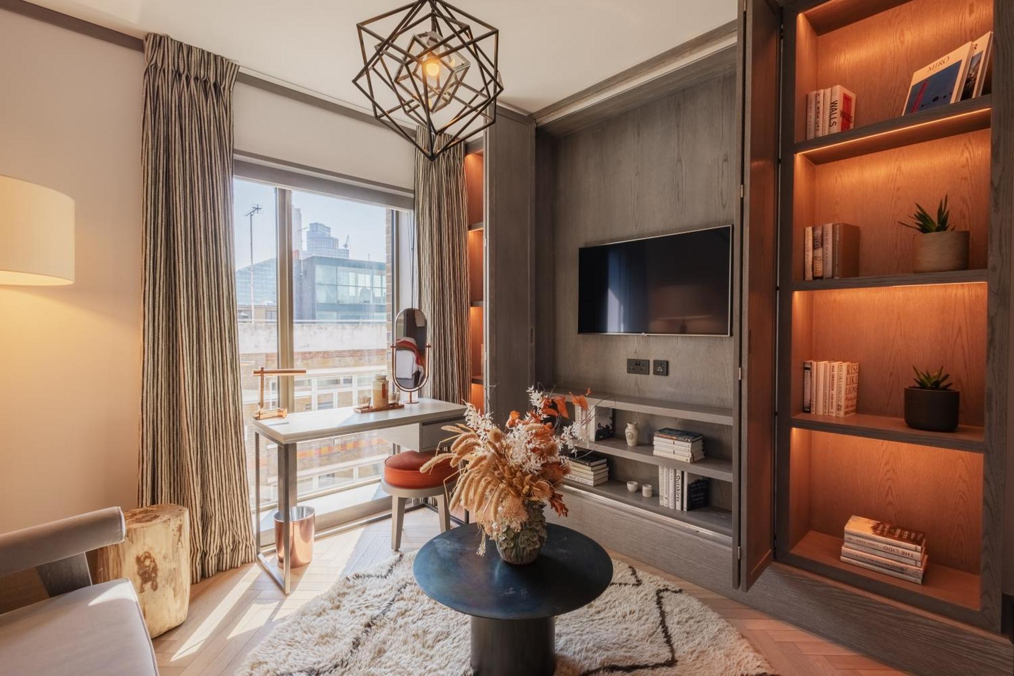 Hart Shoreditch London, Curio Collection By Hilton 4* London